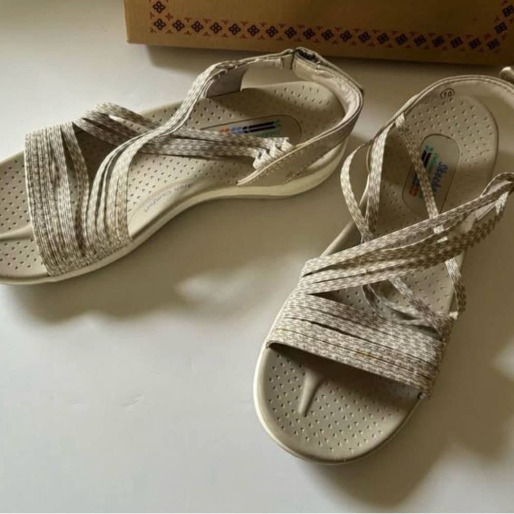 SKECHERS Cream Reggae Sandals 10 - Picture 2 of 7